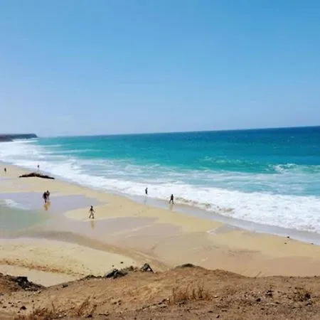 One Bedroom With Pool, Near The Beach *