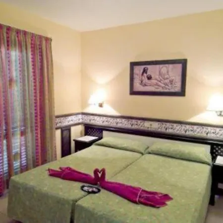 One Bedroom With Pool, Near The Beach Appartamento